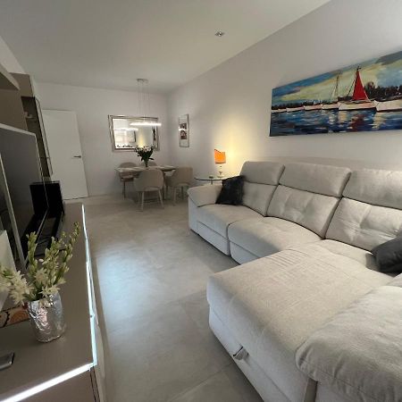 New Build Modern Ap 4 Min Walk To The Beach And Marbella Old Town Extérieur photo